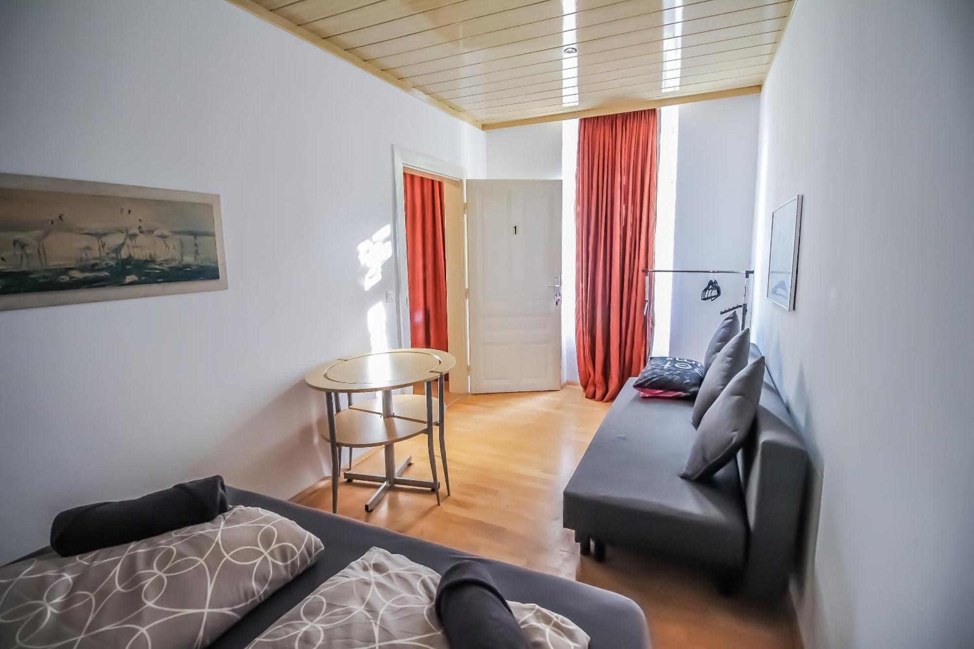 H Superior Triple Room Pr Wien Exterior foto